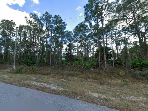 522 KELLER STREET E, LEHIGH ACRES, FL 33974