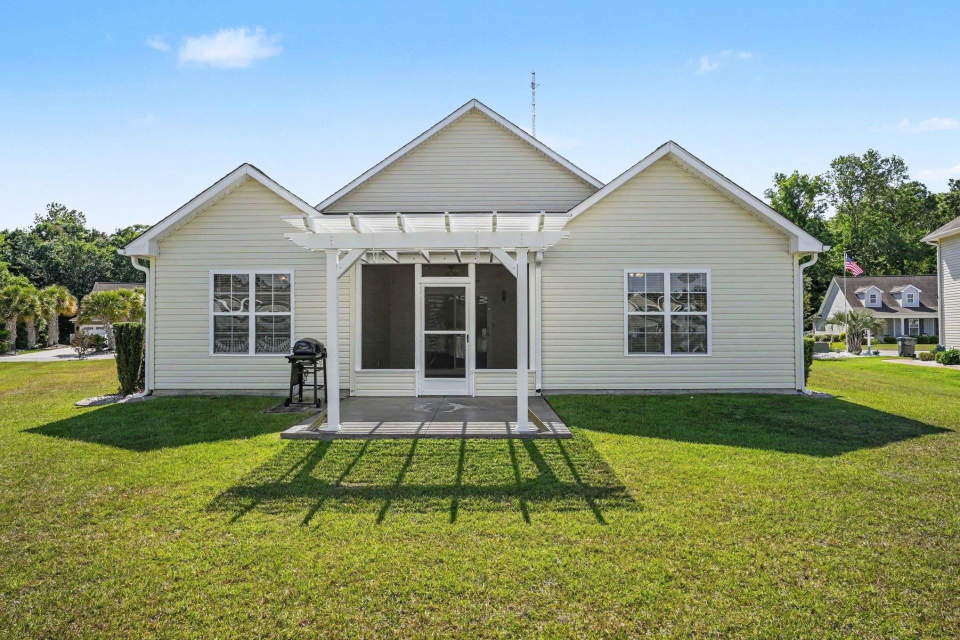 293 Southern Breezes Circle Photo 39