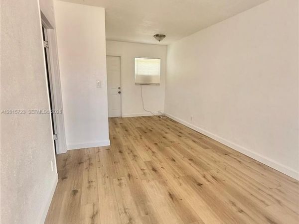125 SW 5th Ct , Unit 3, Dania Beach, FL 33004