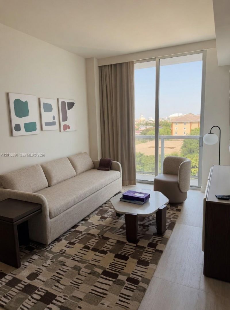 1611 SW 2nd Ave , Unit 707, Miami, FL 33129 Photo