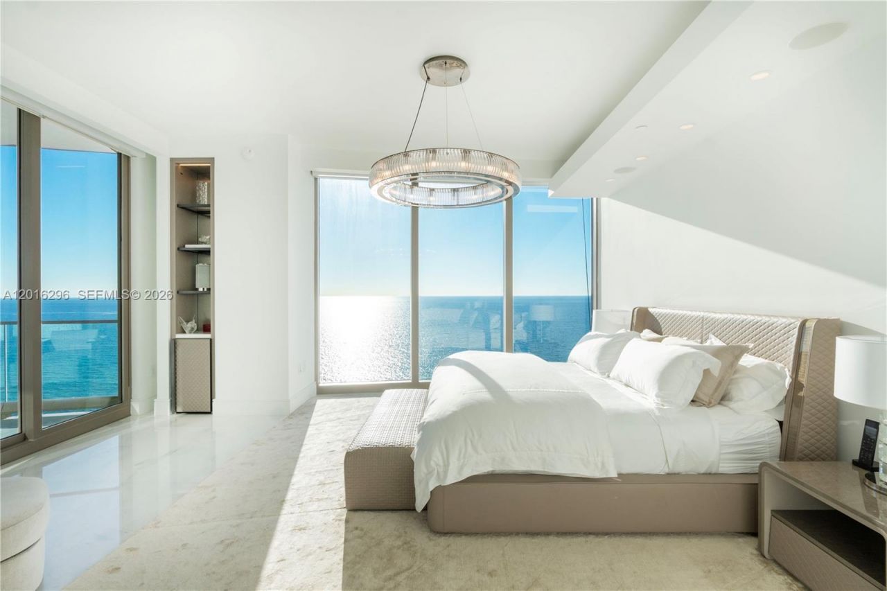 17975 Collins Ave , Unit N-1402, Sunny Isles Beach, FL 33160 Photo