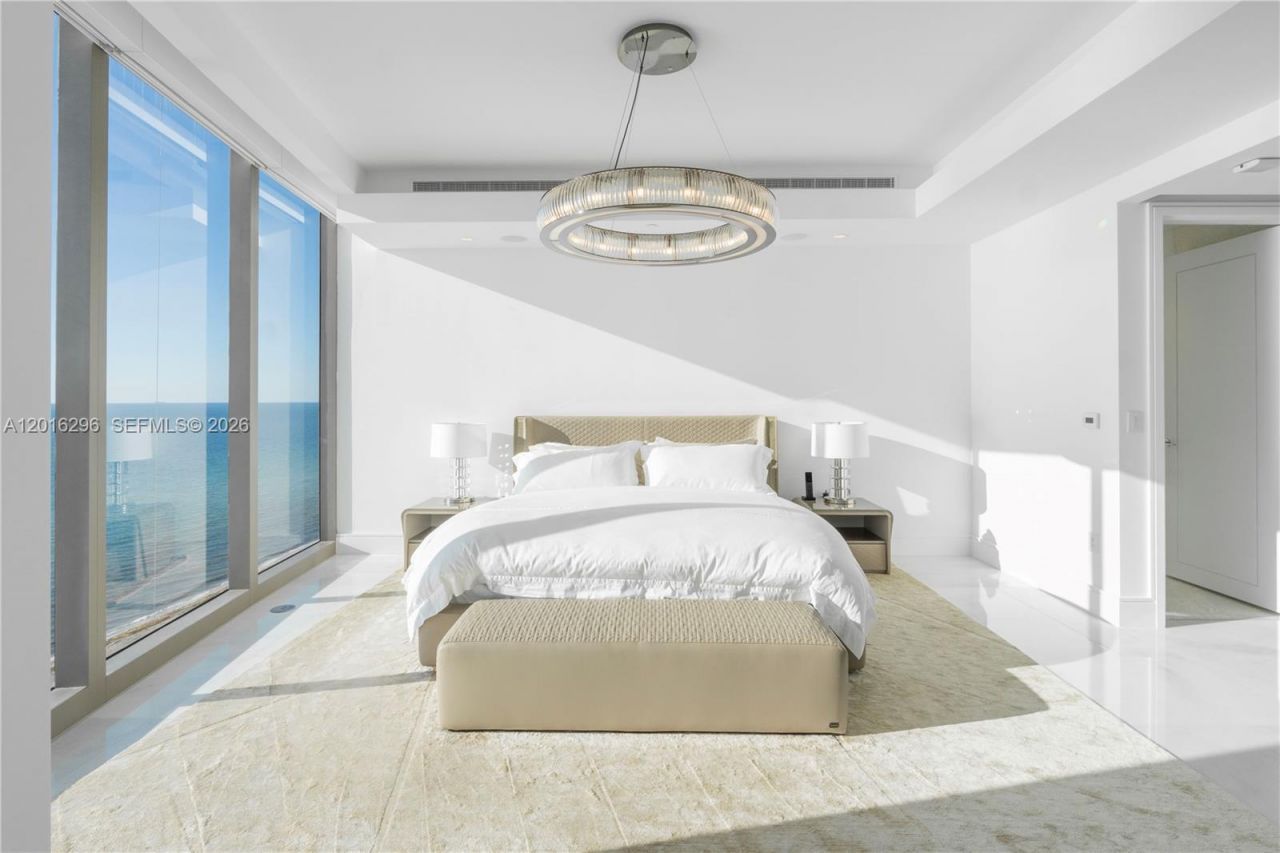 17975 Collins Ave , Unit N-1402, Sunny Isles Beach, FL 33160 Photo