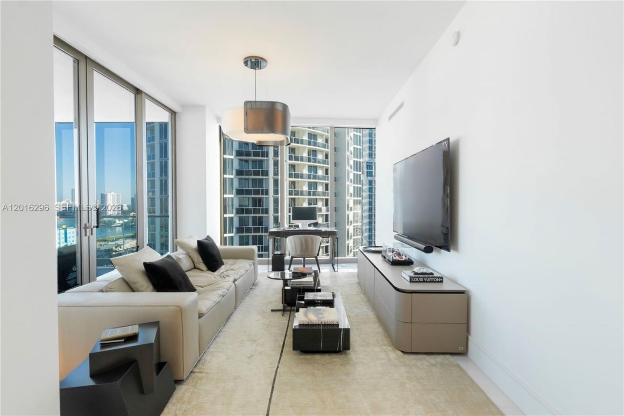 17975 Collins Ave , Unit N-1402, Sunny Isles Beach, FL 33160 Photo
