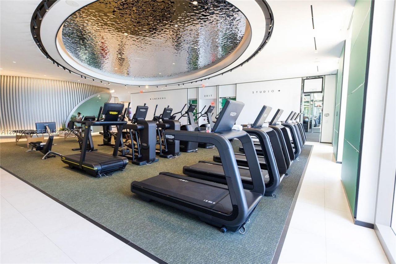 17975 Collins Ave , Unit N-1402, Sunny Isles Beach, FL 33160 Photo
