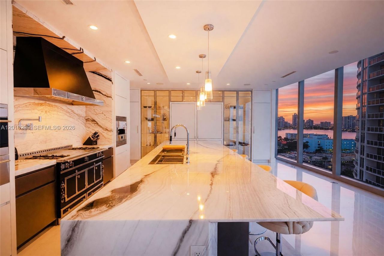 17975 Collins Ave , Unit N-1402, Sunny Isles Beach, FL 33160 Photo