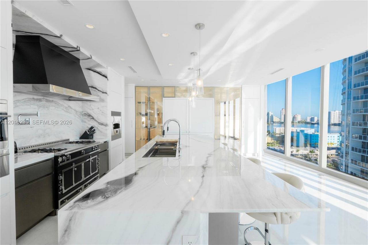 17975 Collins Ave , Unit N-1402, Sunny Isles Beach, FL 33160 Photo