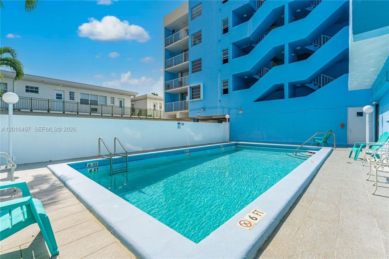 8340 Harding Ave , Unit 201, Miami Beach, FL 33141 Photo