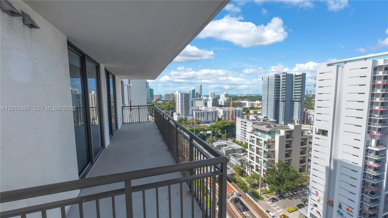 999 SW 1st Ave , Unit 2009, Miami, FL 33130 Photo