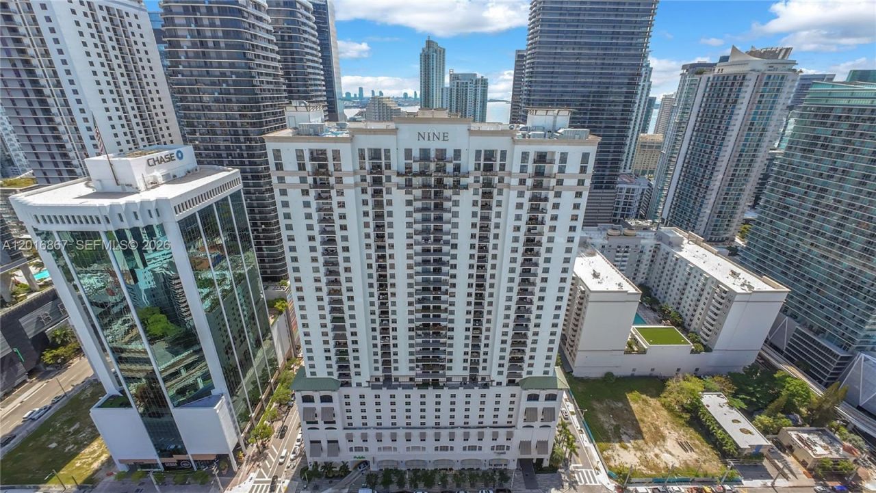 999 SW 1st Ave , Unit 2009, Miami, FL 33130 Photo