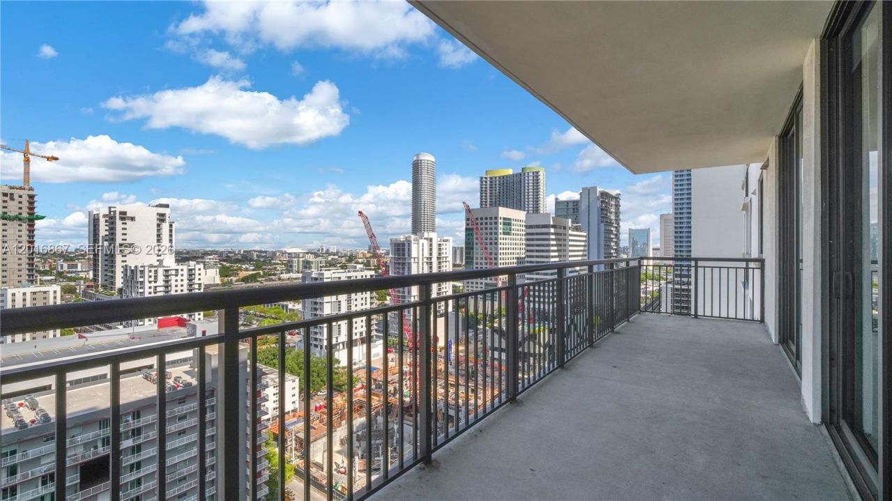 999 SW 1st Ave , Unit 2009, Miami, FL 33130 Photo