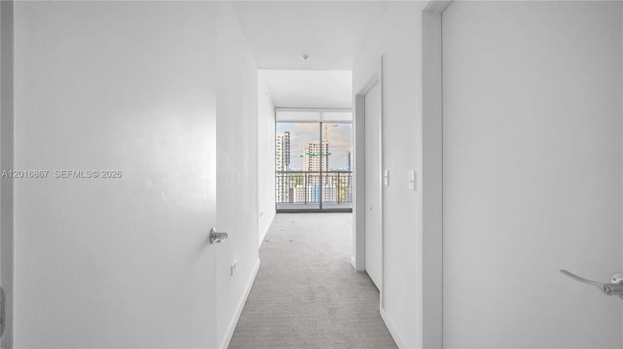 999 SW 1st Ave , Unit 2009, Miami, FL 33130 Photo