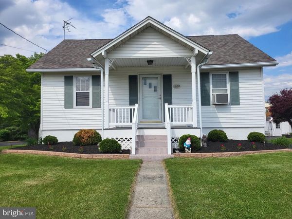 1029 E PHILADELPHIA AVENUE, GILBERTSVILLE, PA 19525