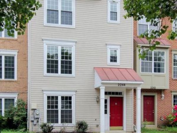 2244 COMMISSARY CIRCLE , ODENTON, MD 21113