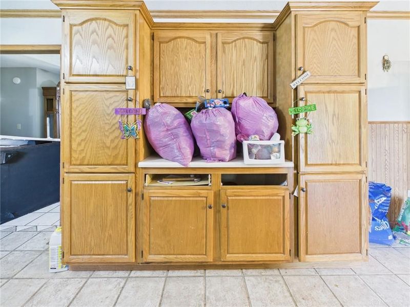 5050 Delisle Fourman Road, Greenville, OH 45331 Photo 8