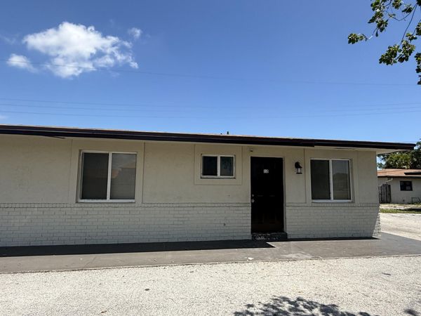 2820 Avenue S, Unit 12, Riviera Beach, FL 33404