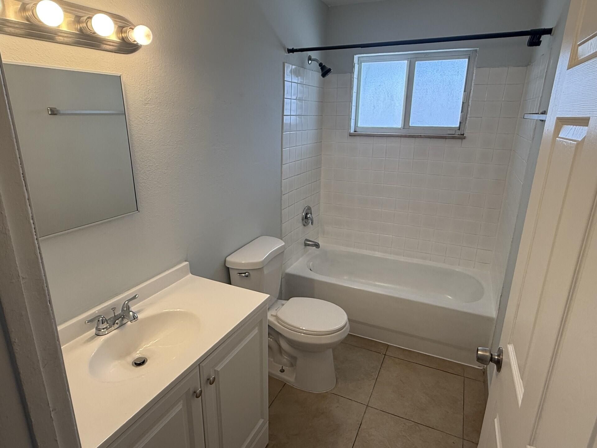 2820 Avenue S, Unit 12, Riviera Beach, FL 33404 Photo