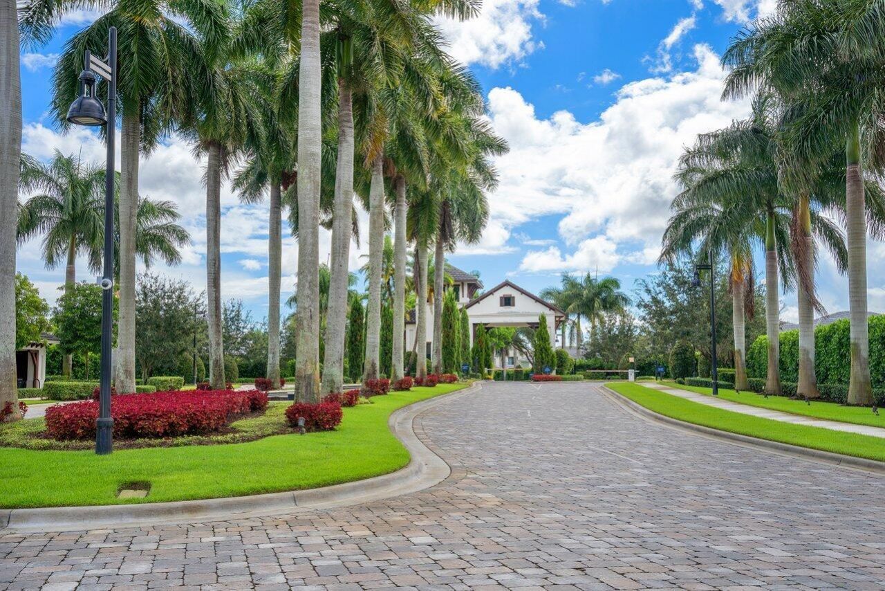 2702 NW 71st Boulevard, Boca Raton, FL 33496 Photo
