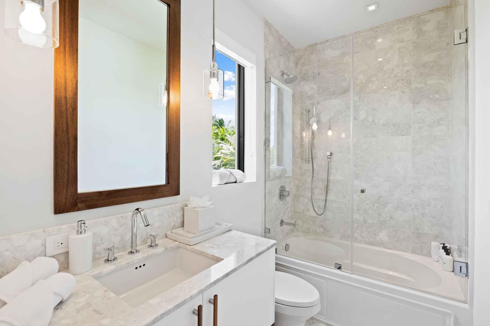 5288 Alton Road, Unit 3, Miami Beach, FL 33140 Photo