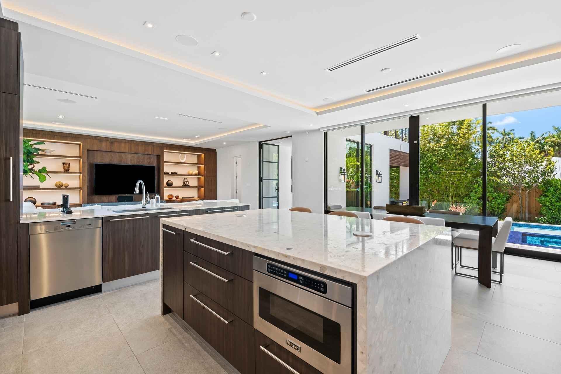 5288 Alton Road, Unit 3, Miami Beach, FL 33140 Photo