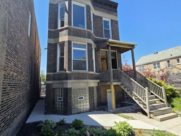 3444 S Western Avenue, Unit 2F, Chicago, IL 60608