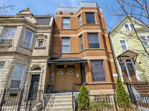 1138 W Addison Street, Unit 2, Chicago, IL 60613