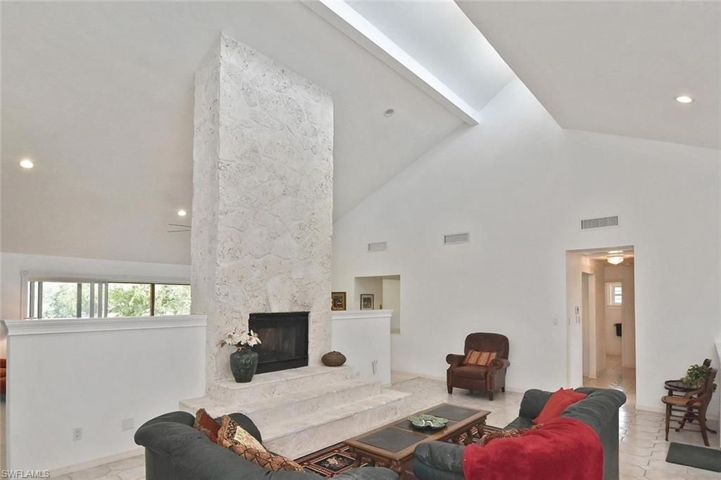 7226 Hendry Creek Dr, Fort Myers, FL 33908 Photo
