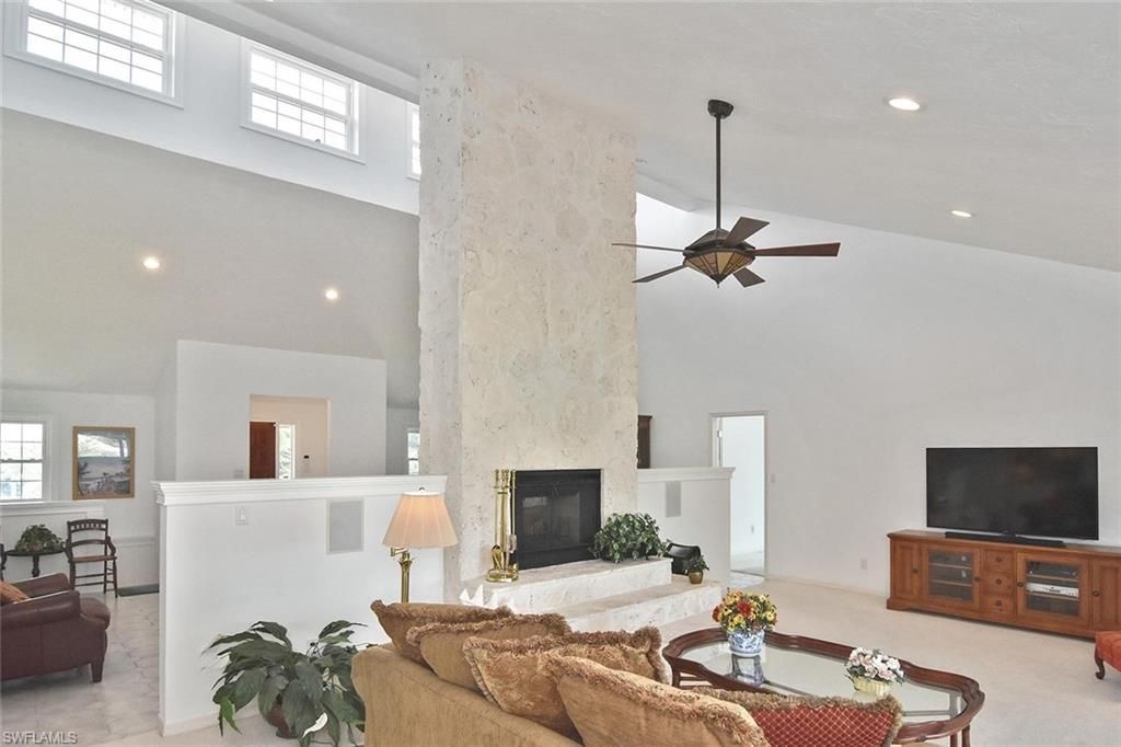 7226 Hendry Creek Dr, Fort Myers, FL 33908 Photo
