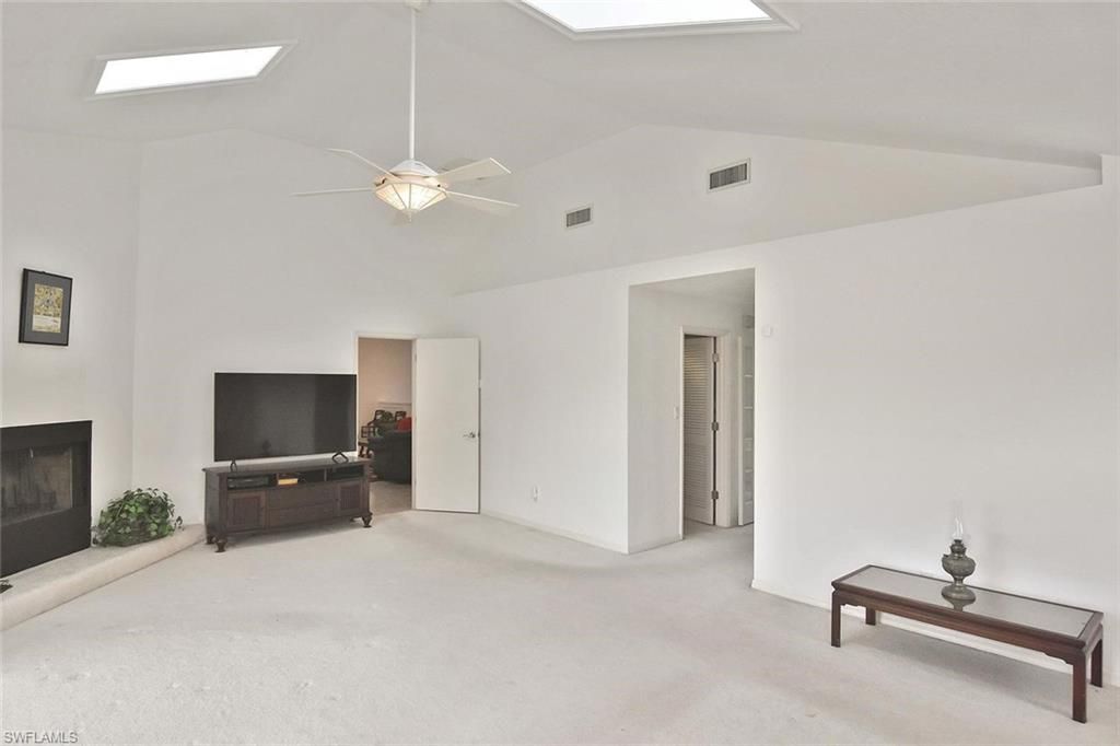 7226 Hendry Creek Dr, Fort Myers, FL 33908 Photo
