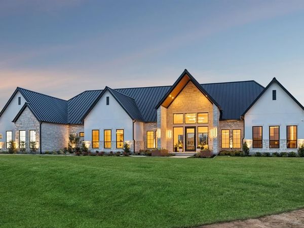 1101 Pitner Court , Bartonville, TX 76226