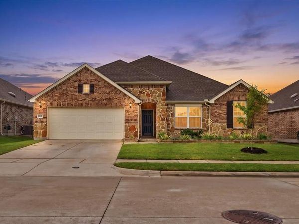 1424 Millican Lane, Aubrey, TX 76227