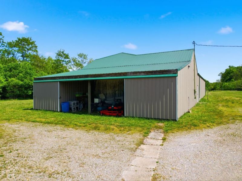 1731 Little Road, Washington Township, OH 45153 Photo 6