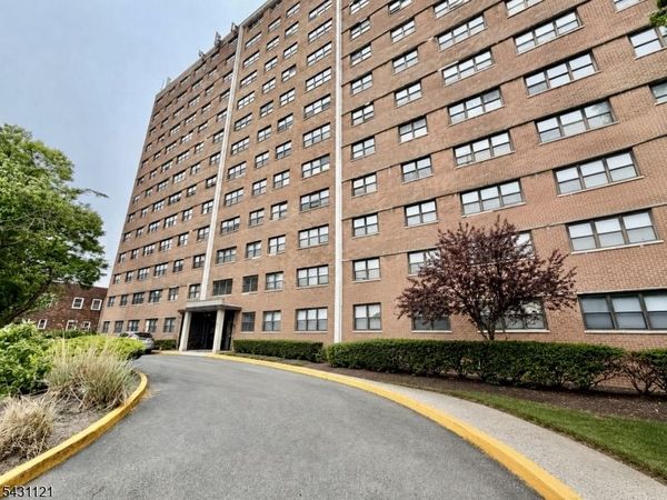 1225 Kennedy Blvd, Bayonne, NJ 07002