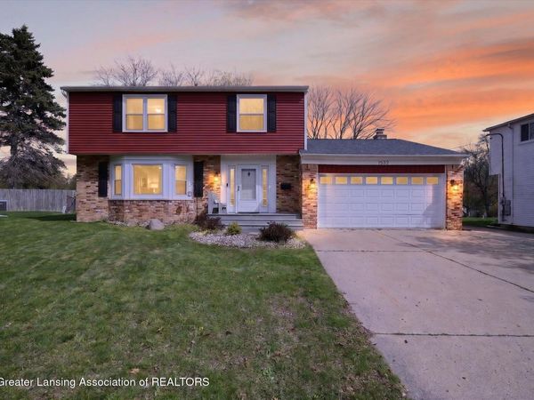 1532 N Magnolia Avenue, Lansing, MI 48912