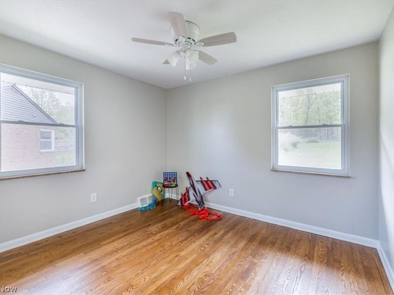 96 E Ridgewood Drive , Seven Hills, OH 44131 Photo 11