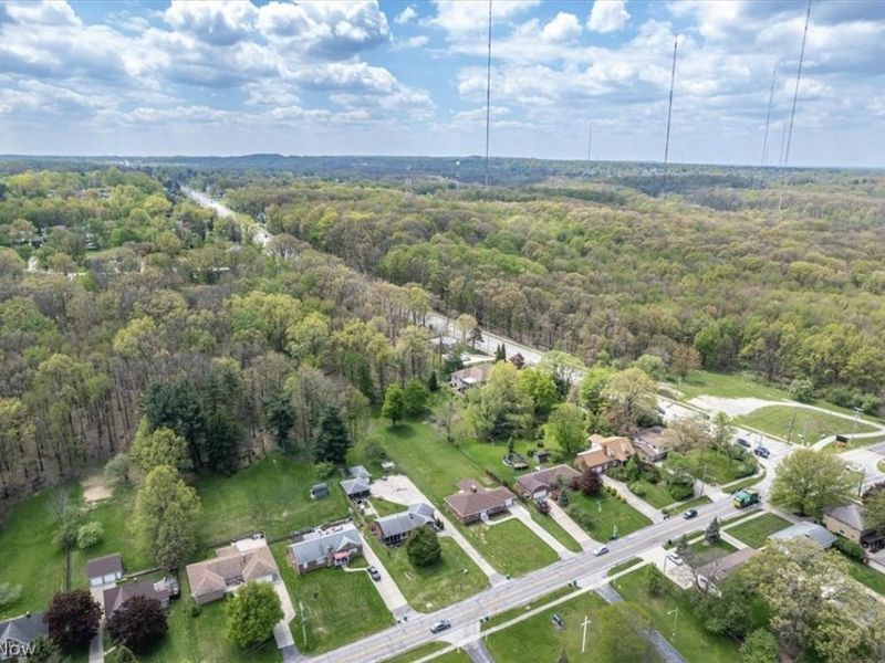 96 E Ridgewood Drive , Seven Hills, OH 44131 Photo 37