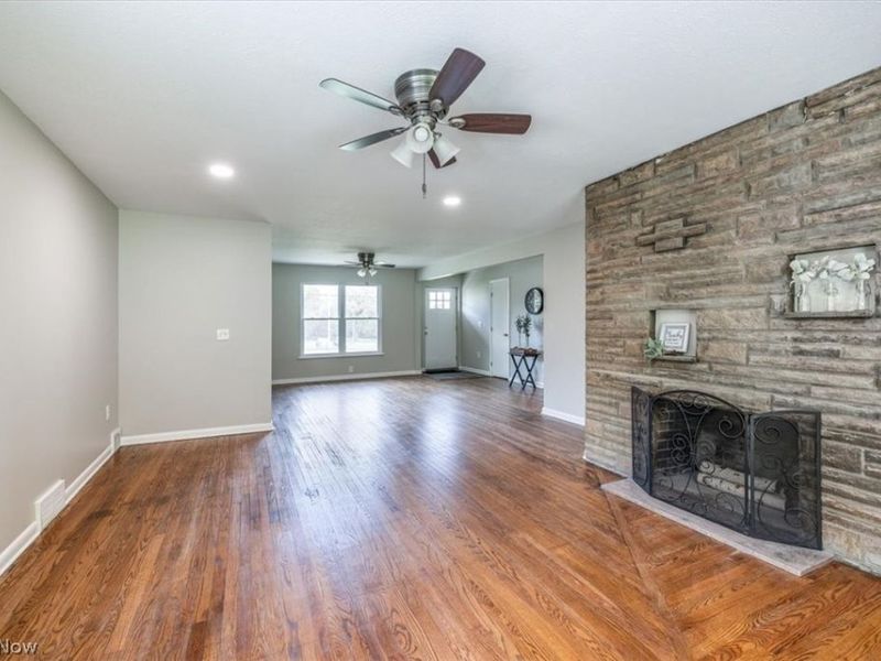 96 E Ridgewood Drive , Seven Hills, OH 44131 Photo 9