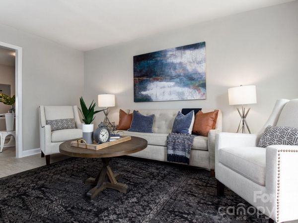 200 E Glendale Avenue , Unit 5, Mount Holly, NC 28120