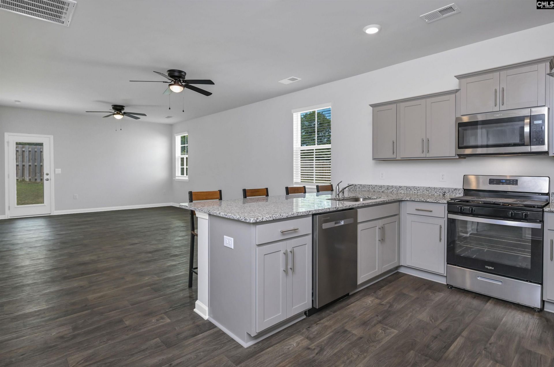 1253 Mosser Drive  Photo 4