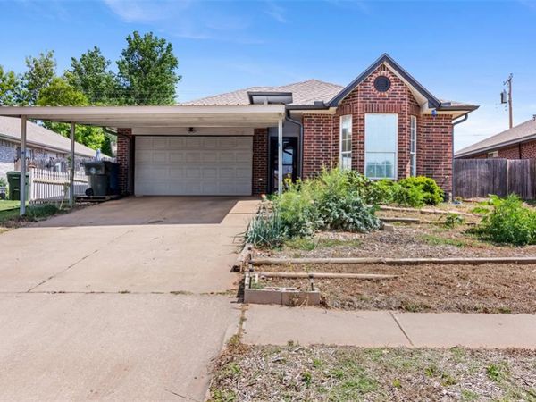 9237 Apple Drive, Midwest City, OK 73130