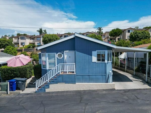 1455 Alturas Road, Unit 55, Fallbrook, CA 92028