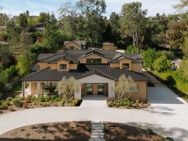 5287 Round Meadow Road, Hidden Hills, CA 91302
