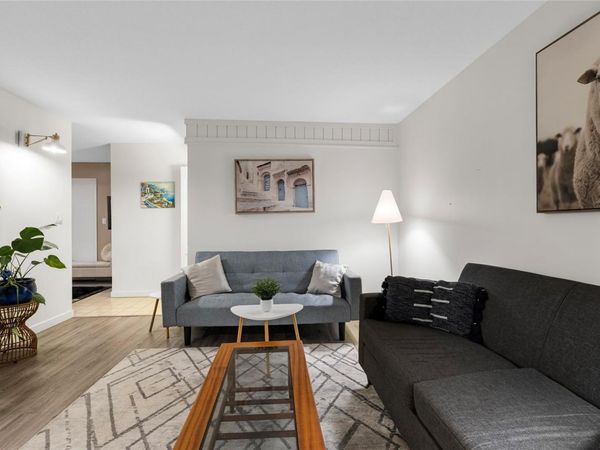 1875 Lansdowne Rd, Unit #103, Saanich, BC V8P 1A9