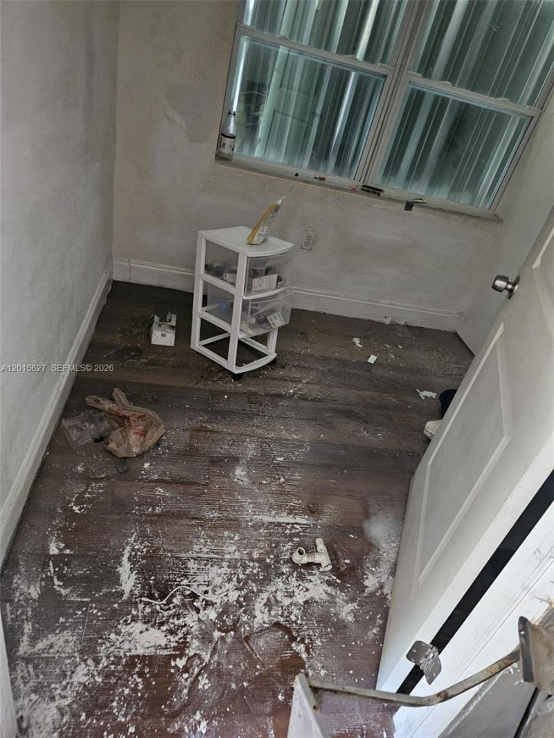 1717 NW 69th St , Miami, FL 33147 Photo