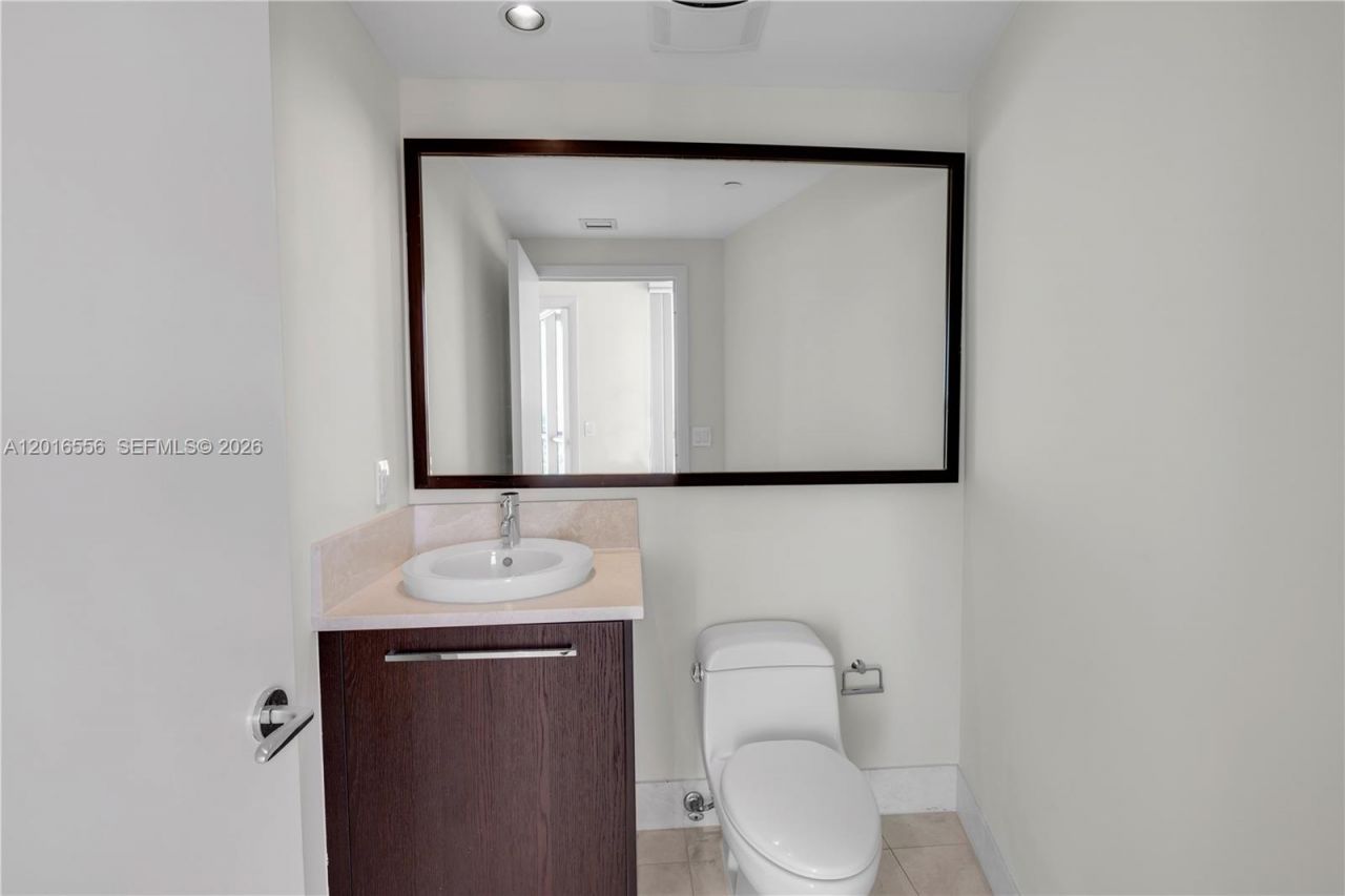 17121 Collins Ave , Unit 3901, Sunny Isles Beach, FL 33160 Photo
