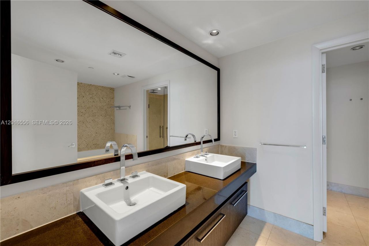 17121 Collins Ave , Unit 3901, Sunny Isles Beach, FL 33160 Photo