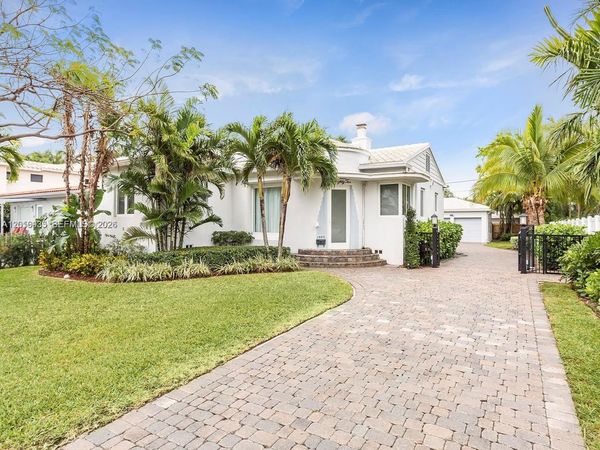 1082 NE 89th St , Miami, FL 33138
