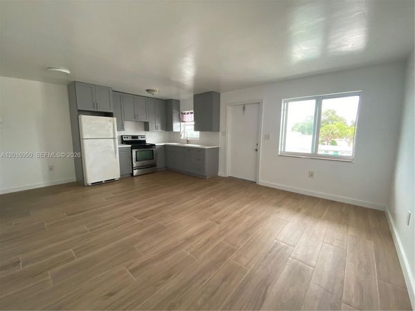 7011 Pembroke Rd , Unit 202, Pembroke Pines, FL 33023