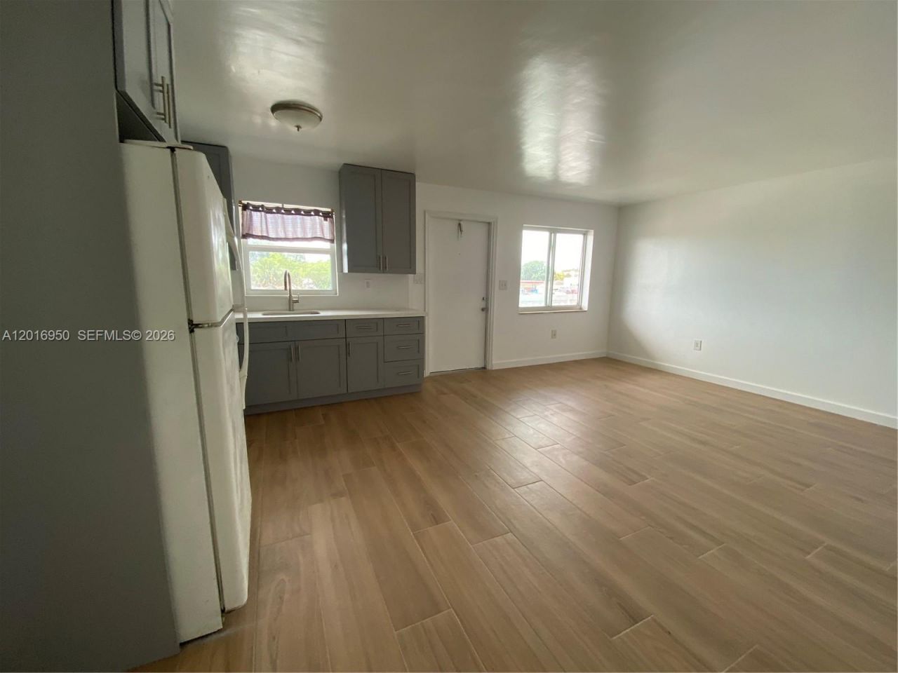 7011 Pembroke Rd , Unit 202, Pembroke Pines, FL 33023 Photo
