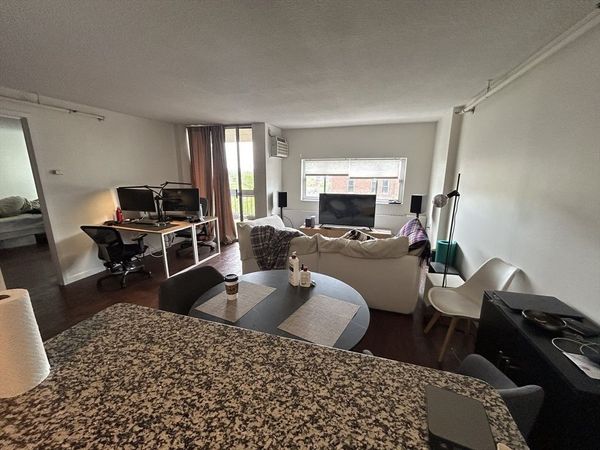 872 Massachusetts Ave, Unit 707, Cambridge, MA 02139