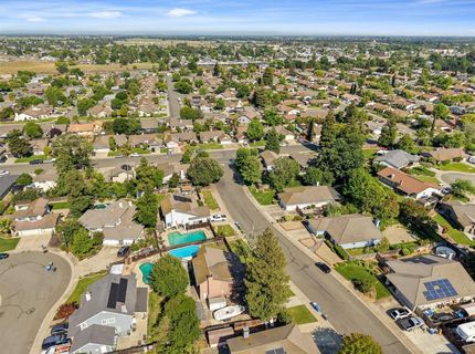 121 Quail Hollow Dr, Galt, CA 95632 Photo